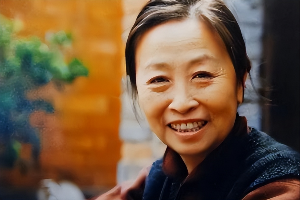 “丑娘”张少华:人丑心更丑?曾经做下恶事,晚年终究遭到反噬